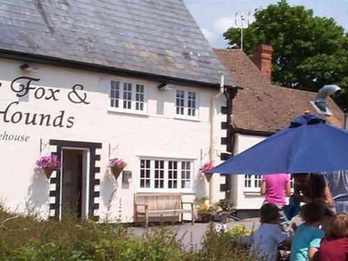 Hotel The Fox & Hounds Faringdon Exterior foto